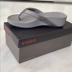 Vionic Orthotic Sandal
